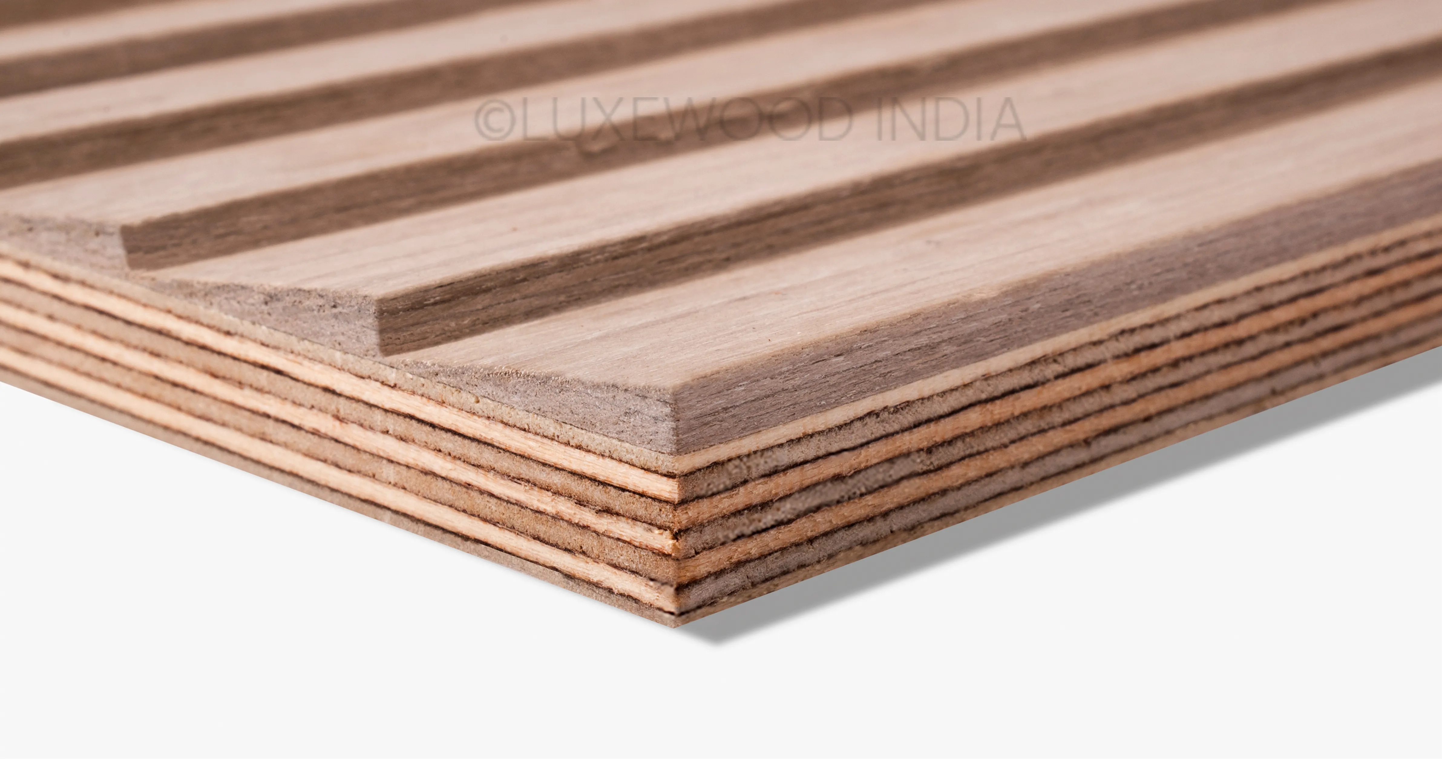 Luxewood Thermo Beige Oak Firenze panel showcasing subtle grain texture